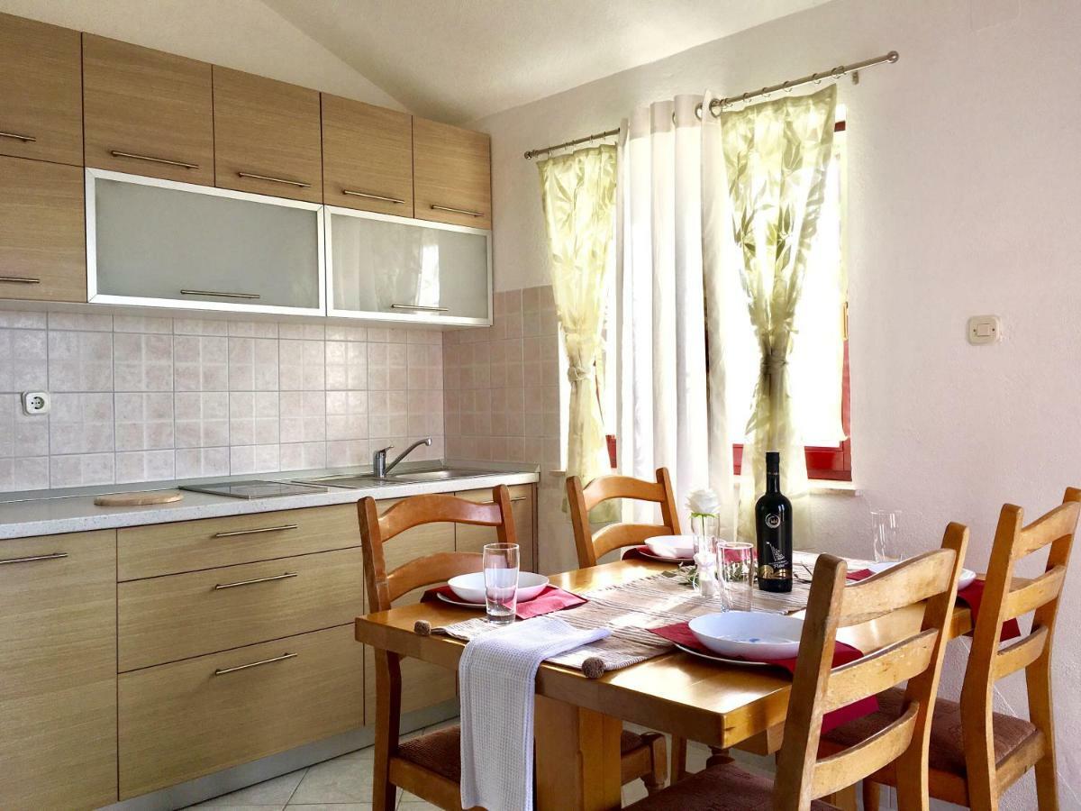 Apartamento Lavender House Maslenica Exterior foto