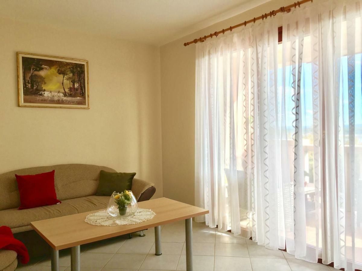 Apartamento Lavender House Maslenica Exterior foto