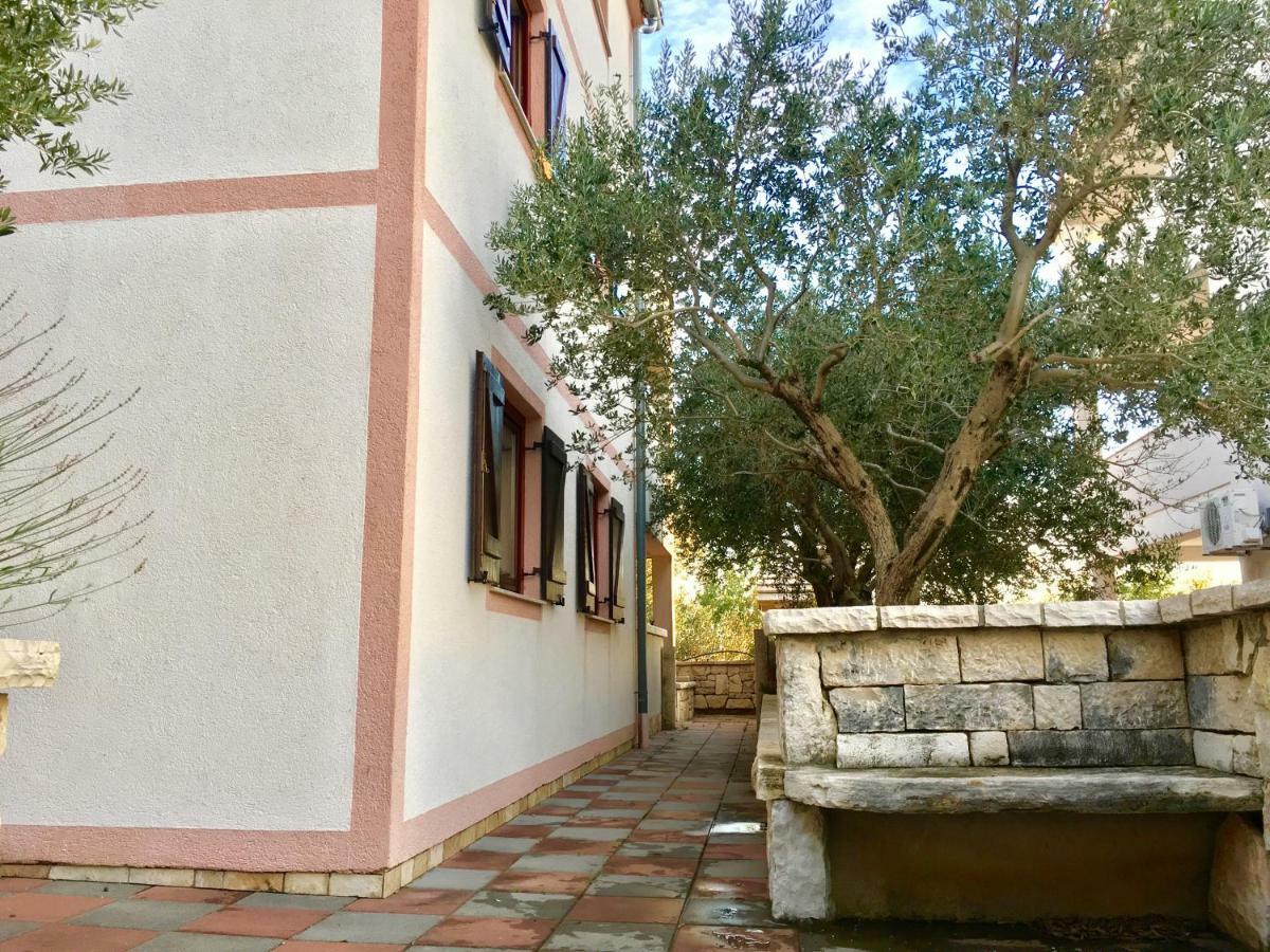 Apartamento Lavender House Maslenica Exterior foto