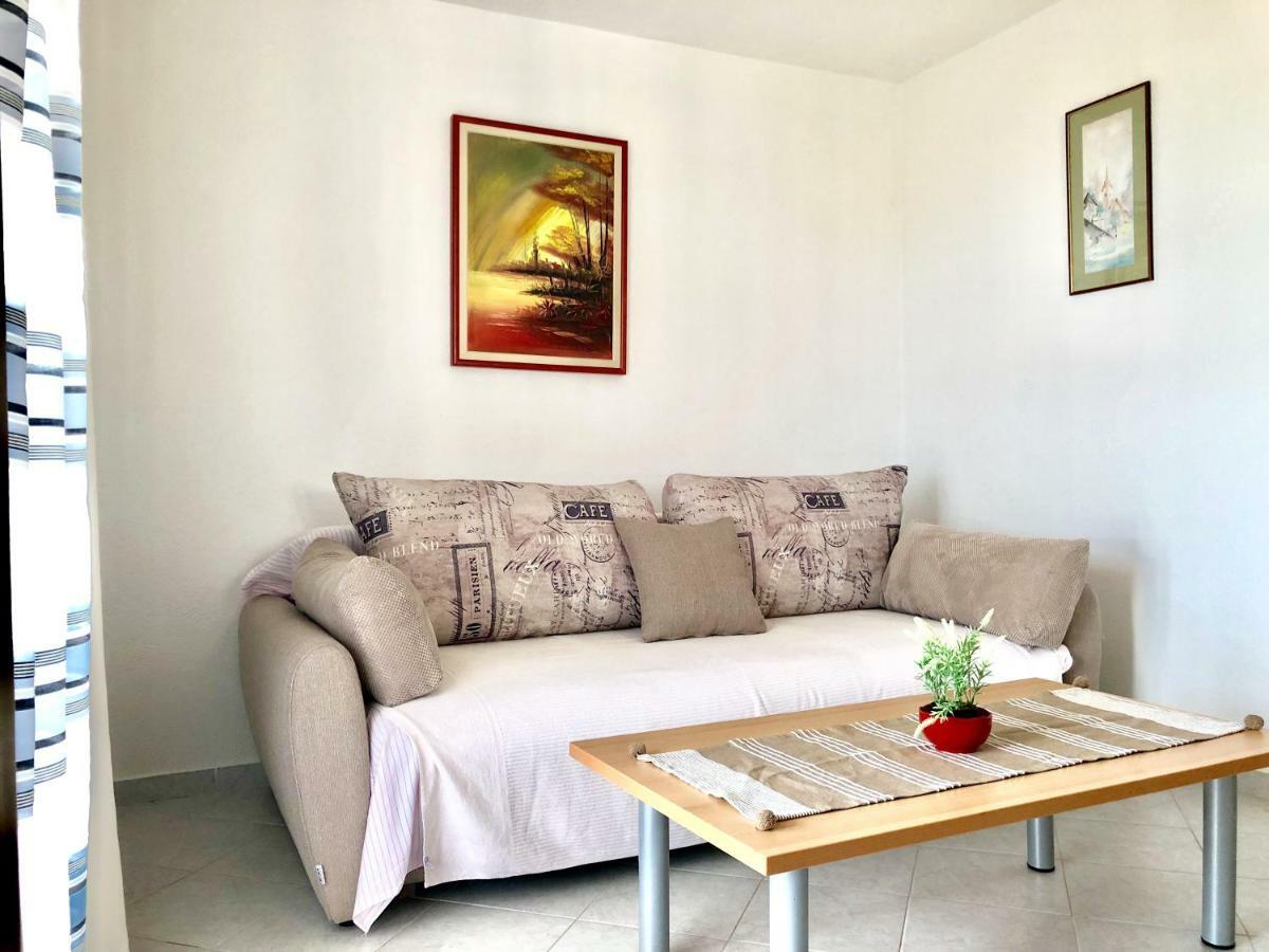 Apartamento Lavender House Maslenica Exterior foto
