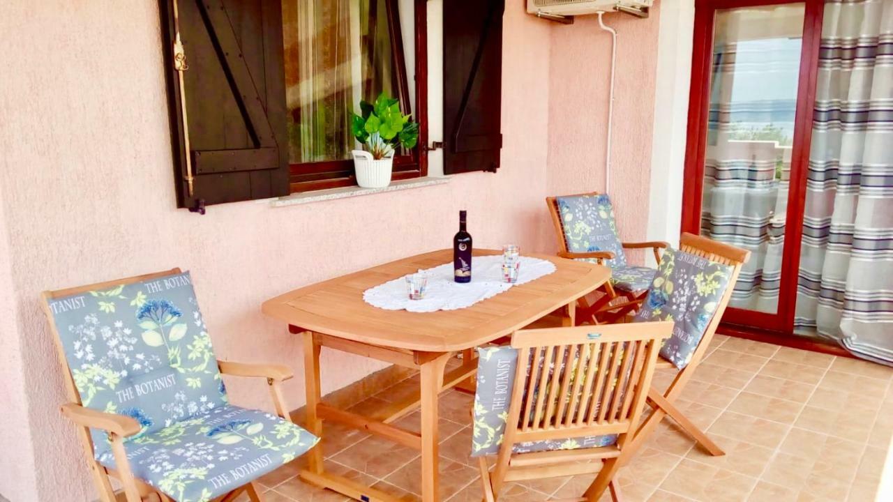 Apartamento Lavender House Maslenica Exterior foto